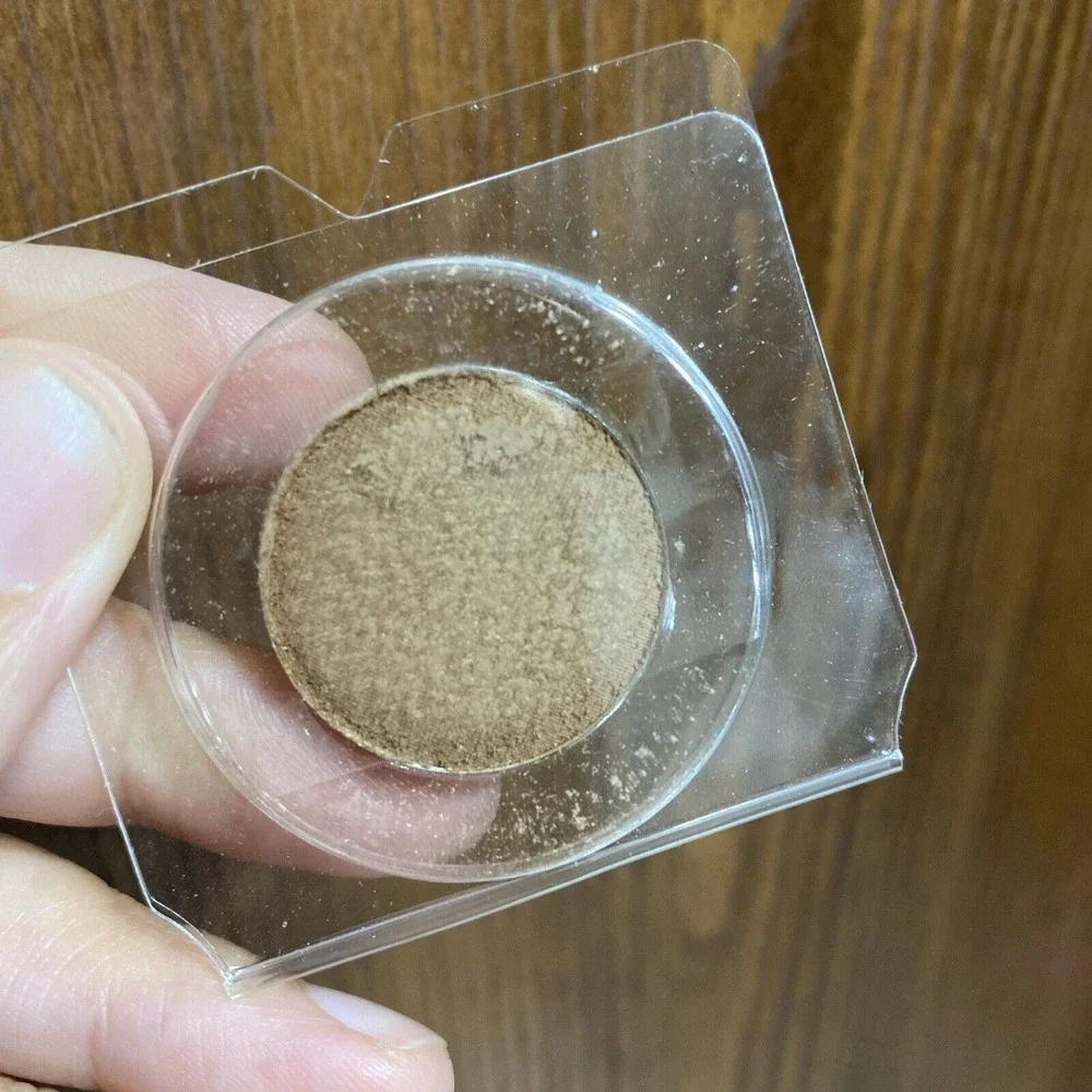 Brand New Arbonne Its All In The Eyes Eye‎ Shadow Oak Eyeshadow